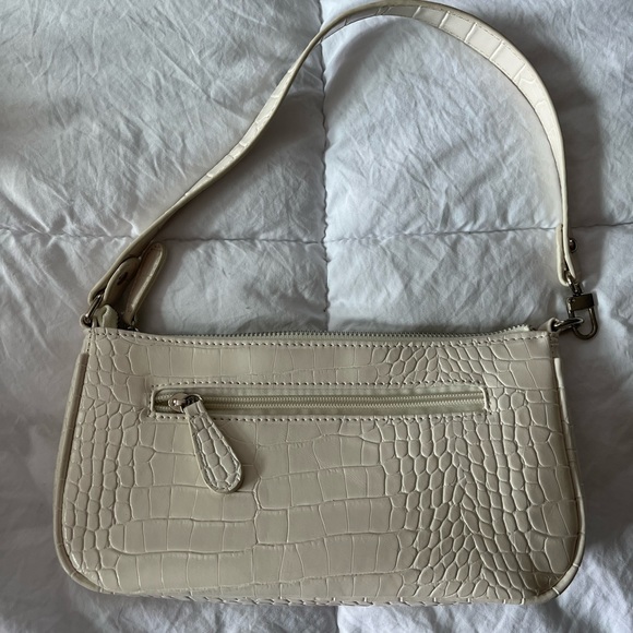 Cream over the shoulder purse - Picture 3 of 3